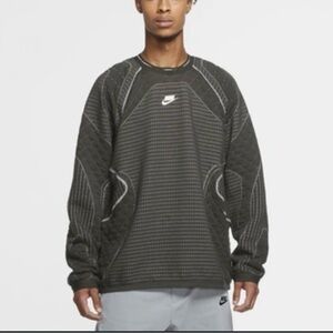 Nike Sportwear Olive Green NSW Unusual by Design Engineered Sweatshirt, Size 2XL